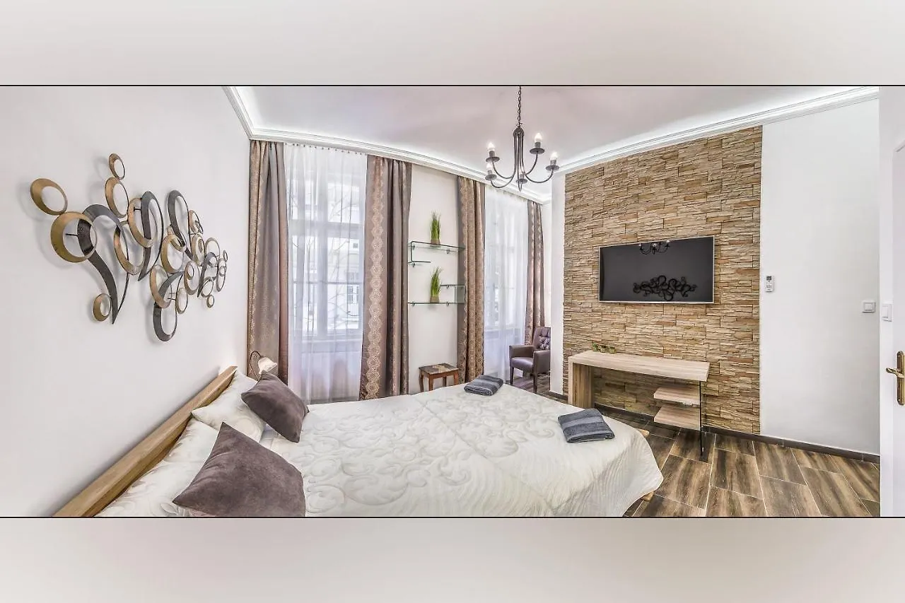 Platanus Guesthouse بودابست 0*,  المجر